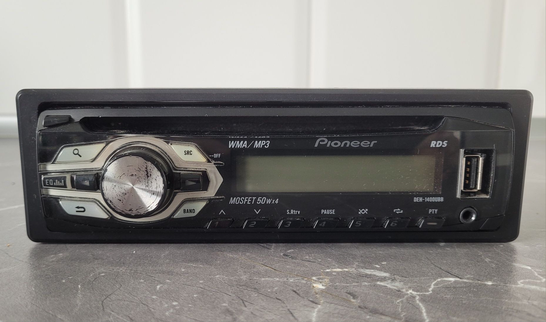 Radio samochodowe PIONEER DEH-1400UBB sprawne, CD, USB