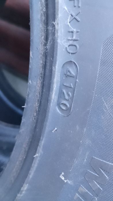 Шини Hankook Winter I*Cept Evo2 W320A SUV 285/45 R21 113V AO Детальніш