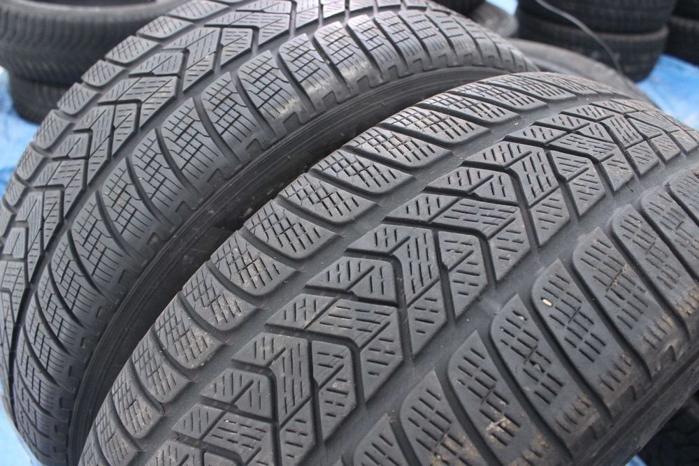 R18=235-60-R18 PIRELLI SCORPION комплект шин зимняя резина GERMANY