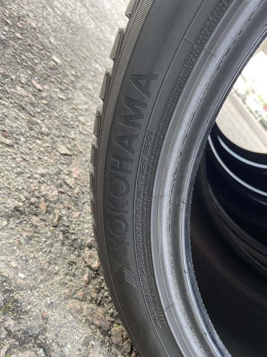 Зимова резина 275/40 R21, 315/35 R21 Yokohama Bluearth winter