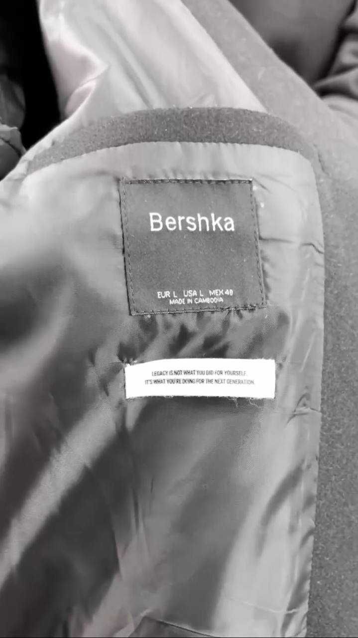 Нове Пальто Плащ Куртка Bershka