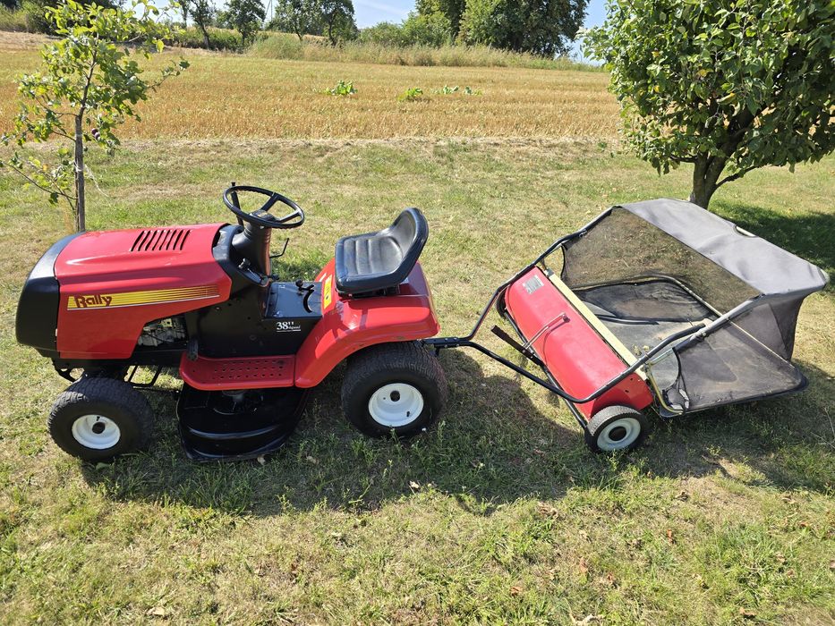 Traktorek kosiarka Rally/Husqvarna Briggs&Stratton+zbieracz