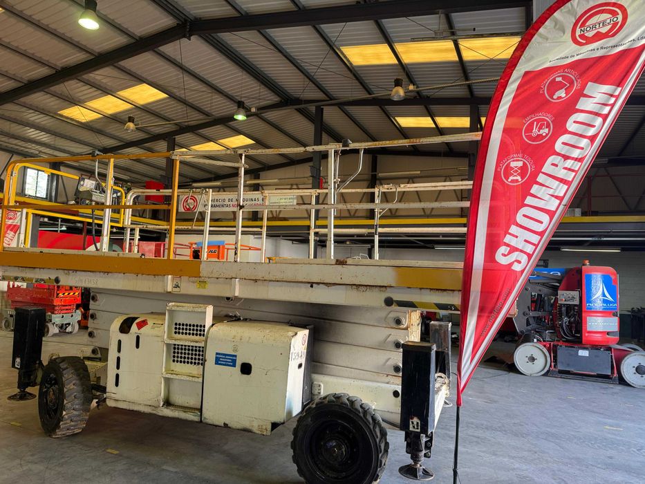 Plataforma Elevatória Diesel H15SXL (USADA)