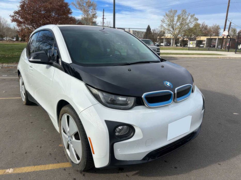 BMW i3      2016