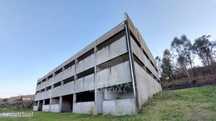 Edifício Inacabado Em Panque-Barcelos