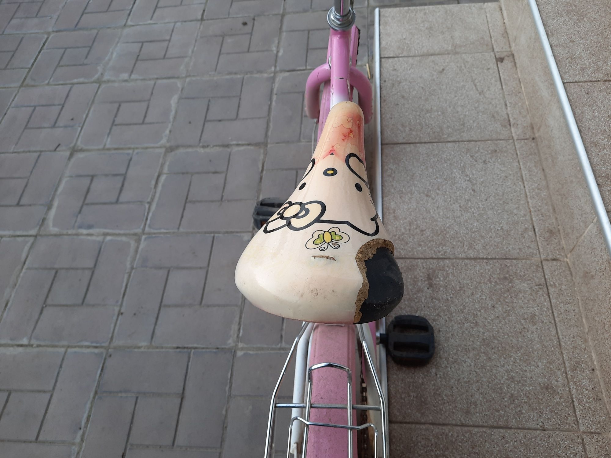 Дитячий велосипед (для дівчини)