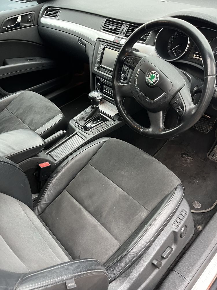 Салон Skoda Superb 2, сидіння, сиденья. сидения. Алькантара, кожаный.