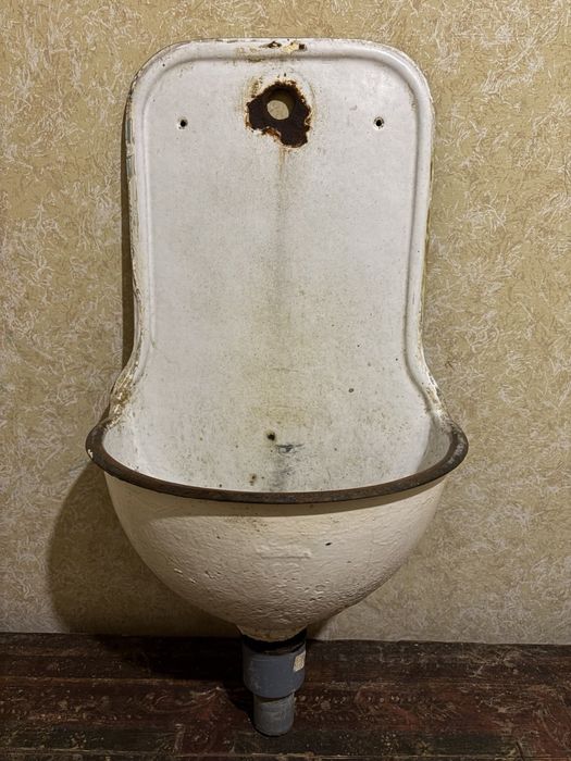 Чугунний Умивальник  періоду ссср.., Ціленький без дефектів