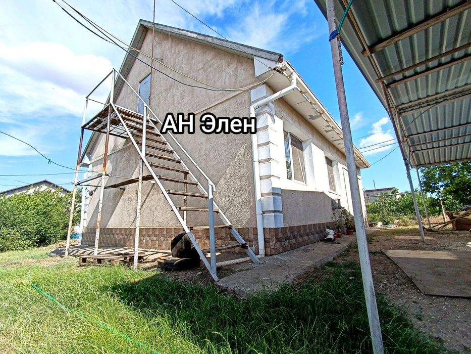 Дом в светлом идеальное расположение под бизнес
