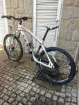 Bicicleta full carbono Marca ( QÜER )