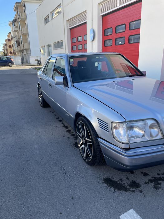 W124 250turbo nacional