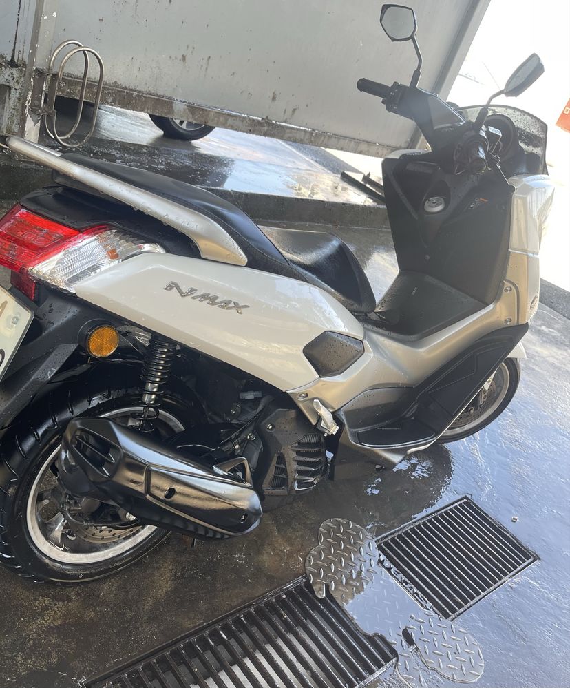 Vendo mota NMAX 125