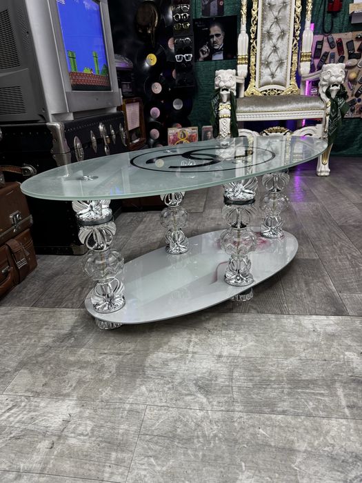 Столик журнальний,столик,стіл