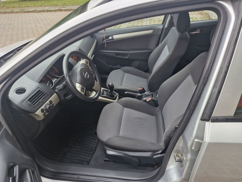 Opel astra diesel,zarejestrowana