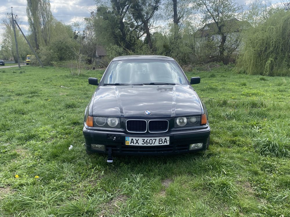 BMW e36 1993 2,5