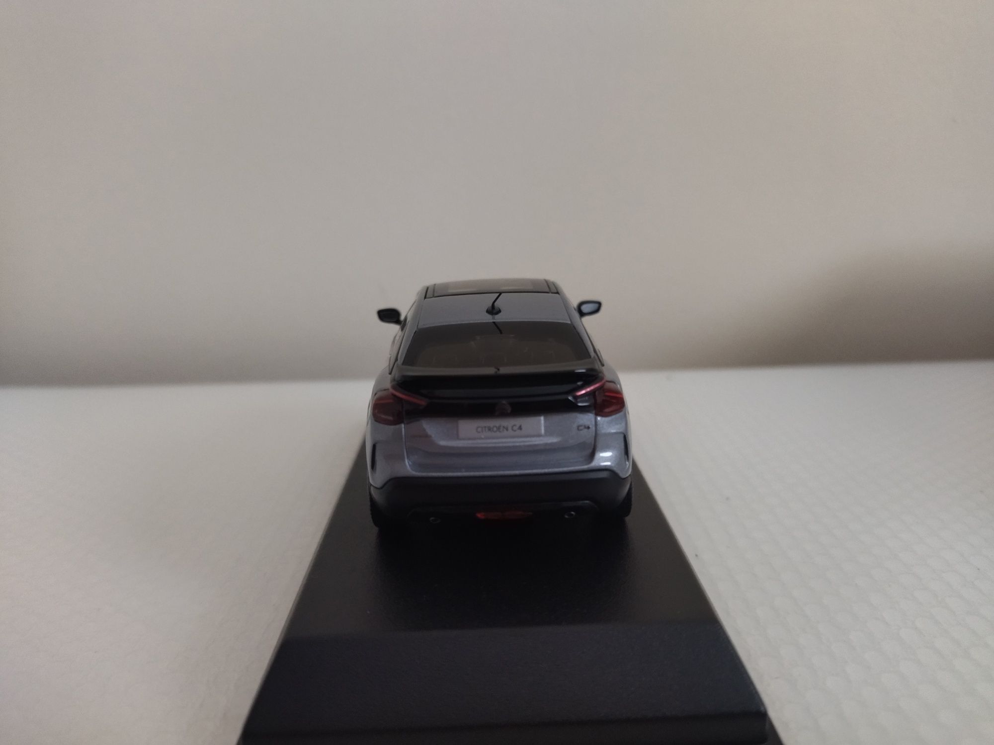 Miniatura Citroen C4 Nova 1/43