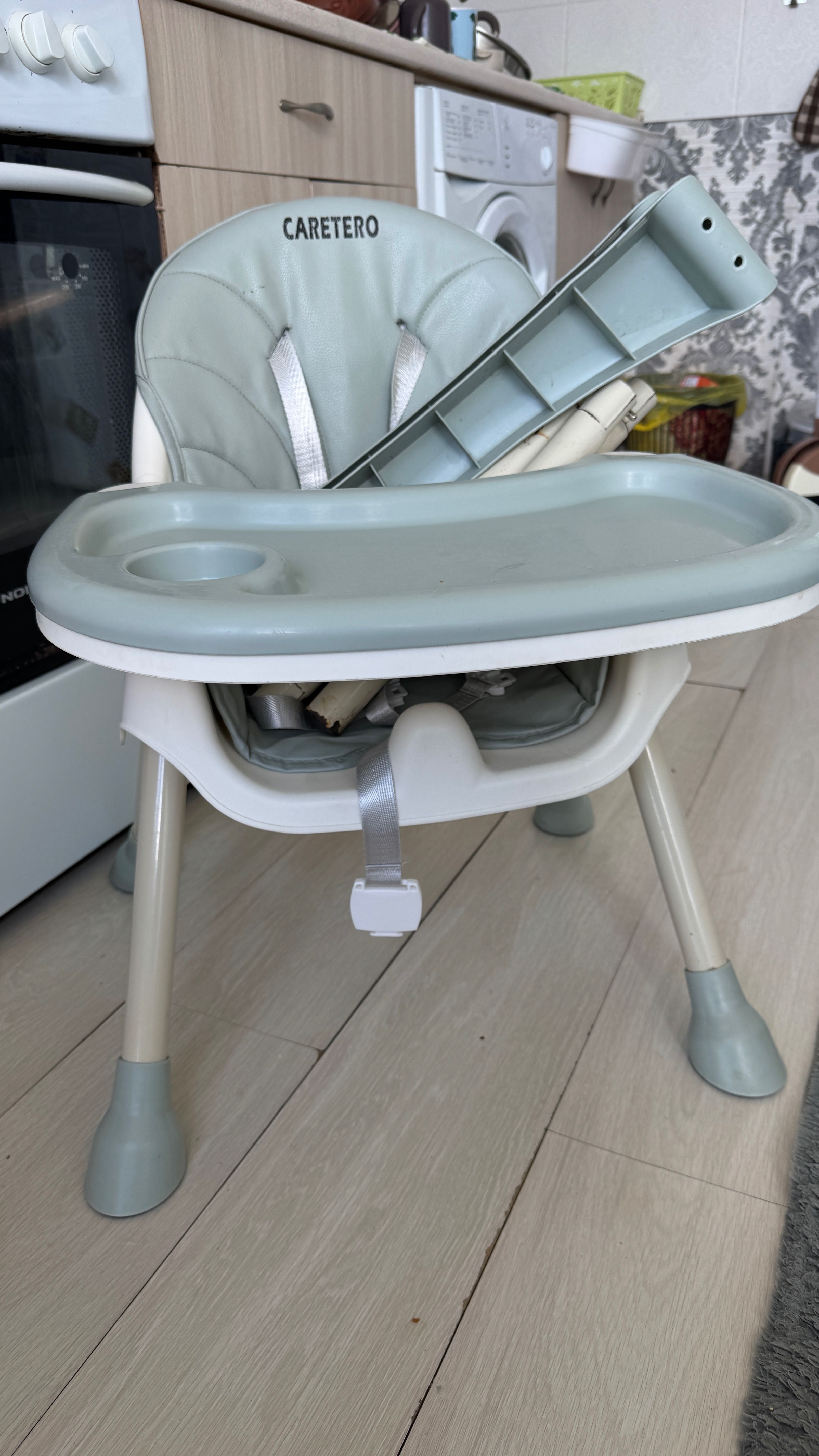 Стільчик для годування 2в1
Caretero Bill Mint