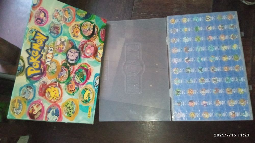 Caderneta Kraks Pokémon