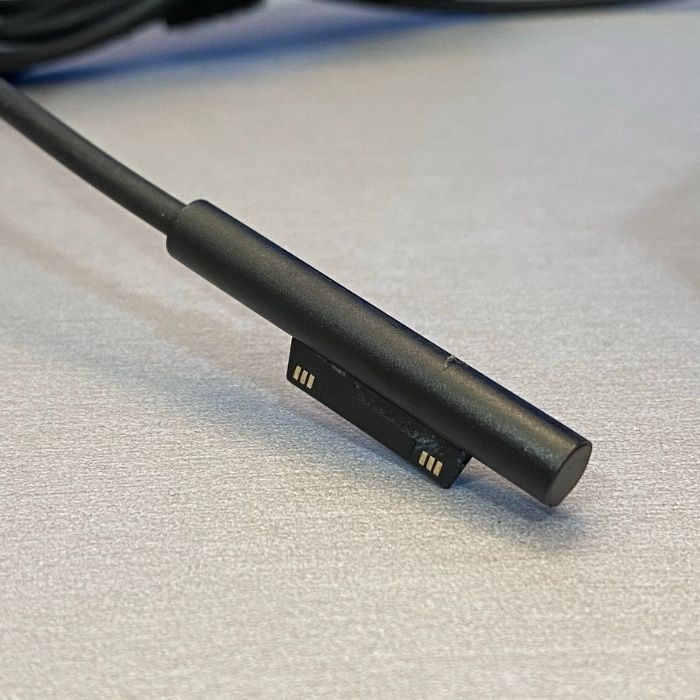 2-Power Charger 65W (Surface Pro, Surface Book, Surface Laptop, Go)64354254036611121