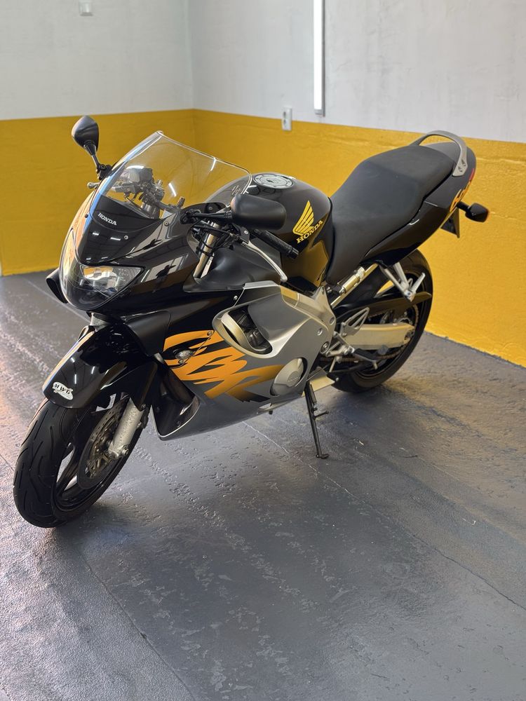 Honda cbr 600 f4