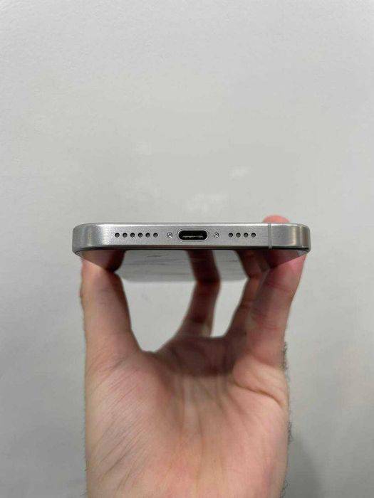 iPhone 15 Pro Max 256GB White Titanium 100% батарея KIBORG