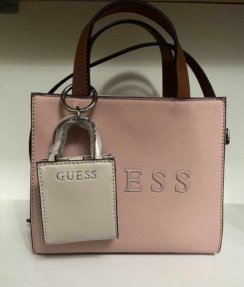 Сумка Guess