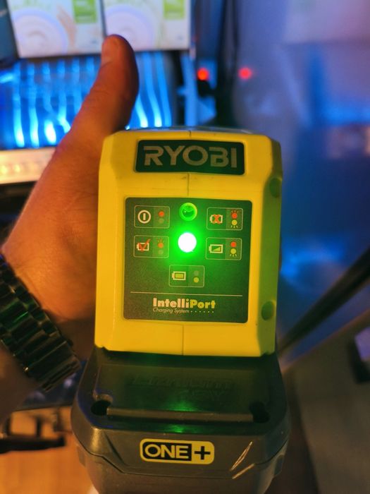 Bateria + ładowarka ryobi