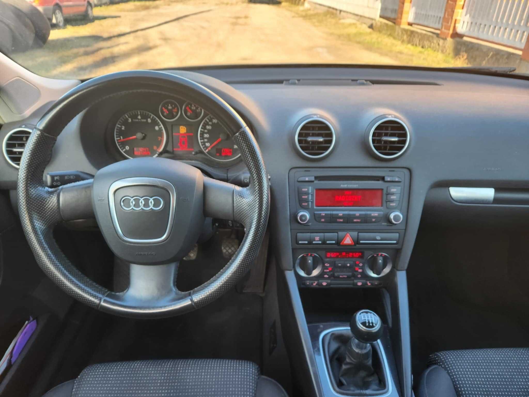 Audi A3 8P 1.8 Benzyna 160KM 2007 Klimatronik, Xenon, Serwis, Oryginał