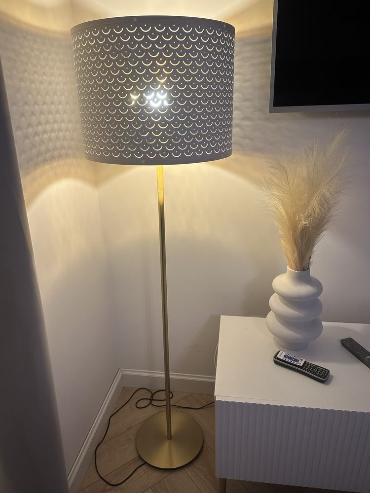 Lampa kupiona w ikea