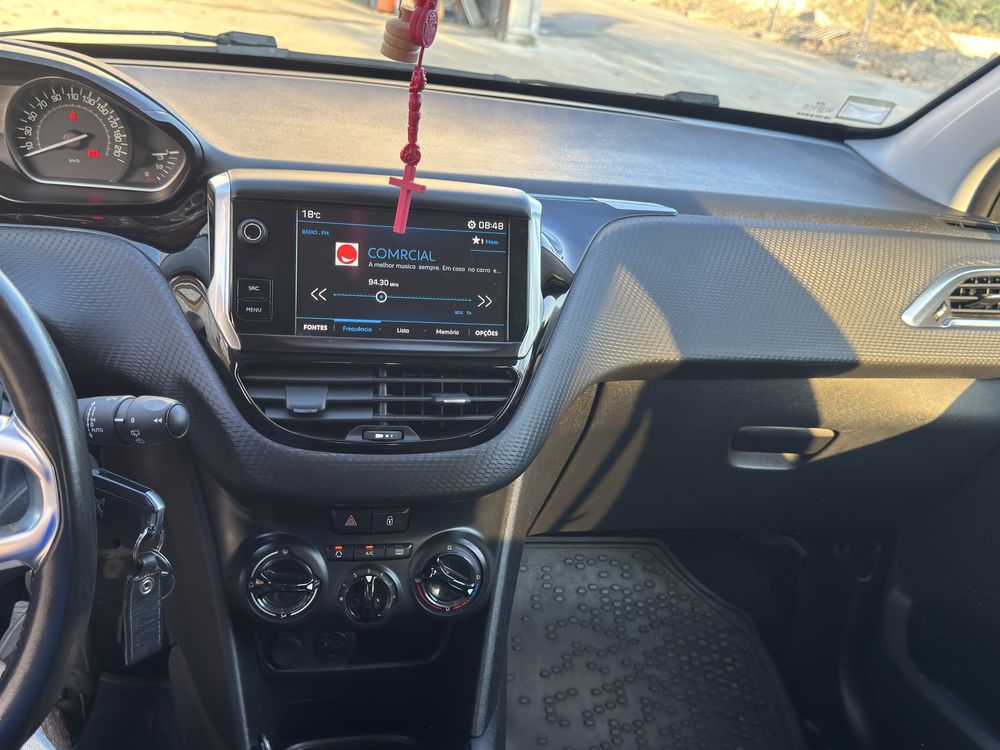 Peugeot 208 1.2 PureTech Style