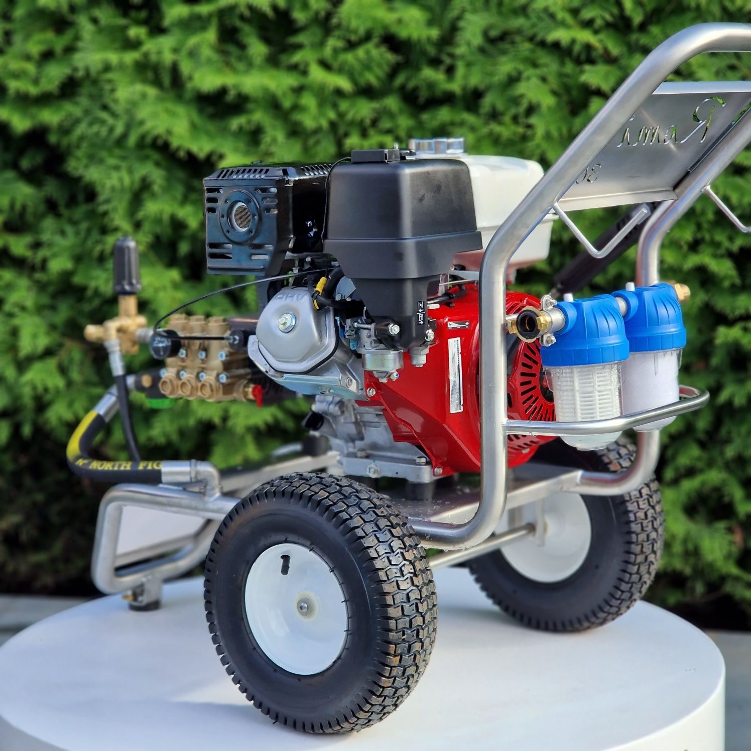 Myjka wysokociśnieniowa ROMI 300 SP silnik Honda