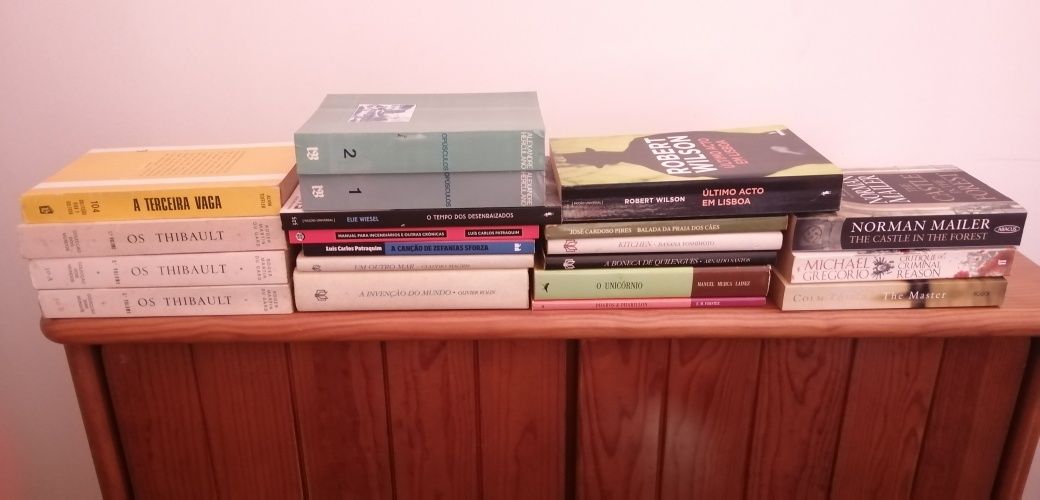 Livros Ficção Crónicas História