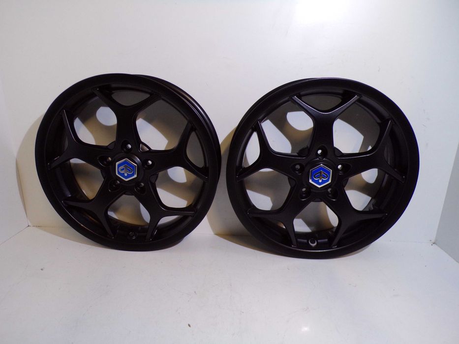 Felgi 13" Piaggio MP3 przód komplet 2 szt Vespa GTS 13" Czarny Mat