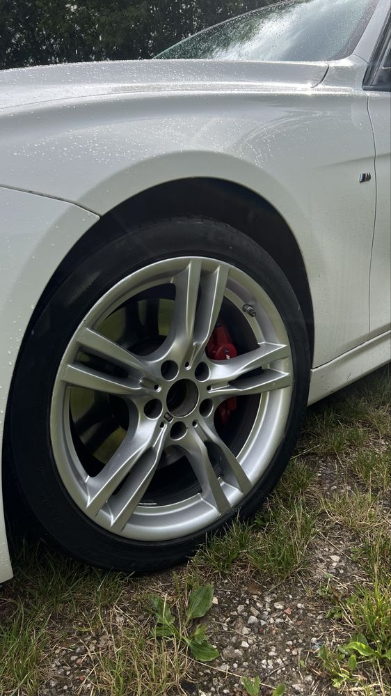 Orginalne Felgi BMW 400M 18 koła felgi z oponami  TPMS f30 5x120