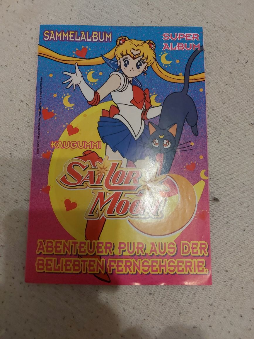 Pusty album na naklejki Sailor Moon Czarodziejka z Księżyca.