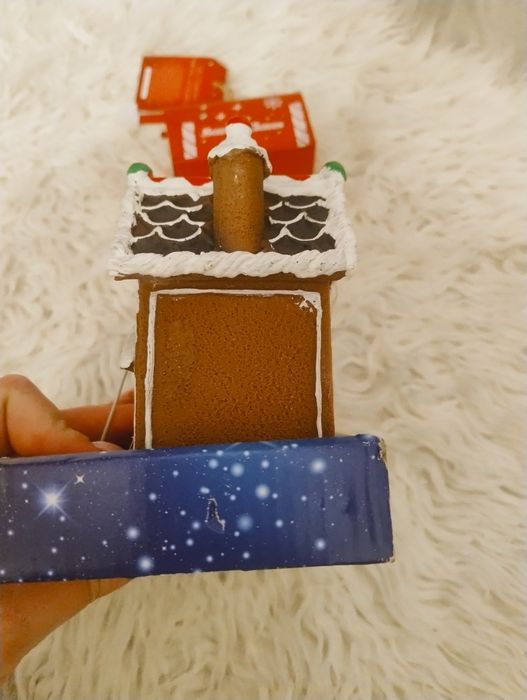 Domek do miasteczka świątecznego lampki LED Boże Narodzenie