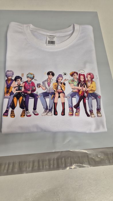 T-shirt das Huntrix kpop