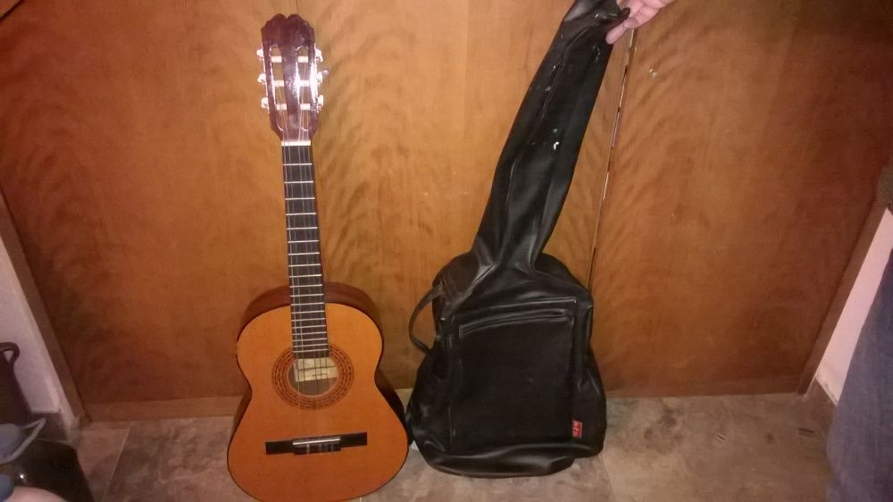 Guitarra iniciação musical