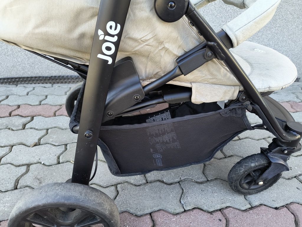 Wózek spacerowy joie litetrax 4
