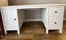 Sprzedam biurko z IKEA "Hemnes" stan dobry, odbiór osobisty