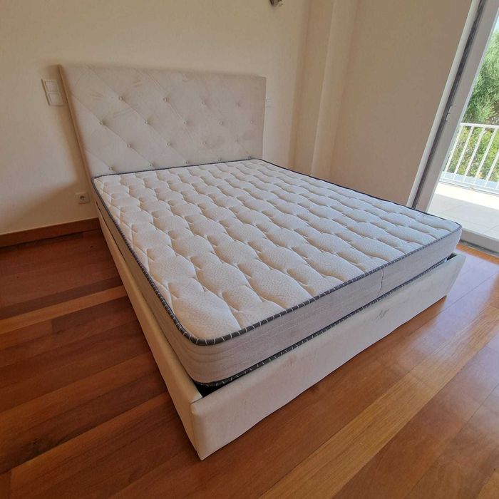 Camas de Casal Estofadas de Luxo 199€ Disp. em Várias Cores! 190x140m!