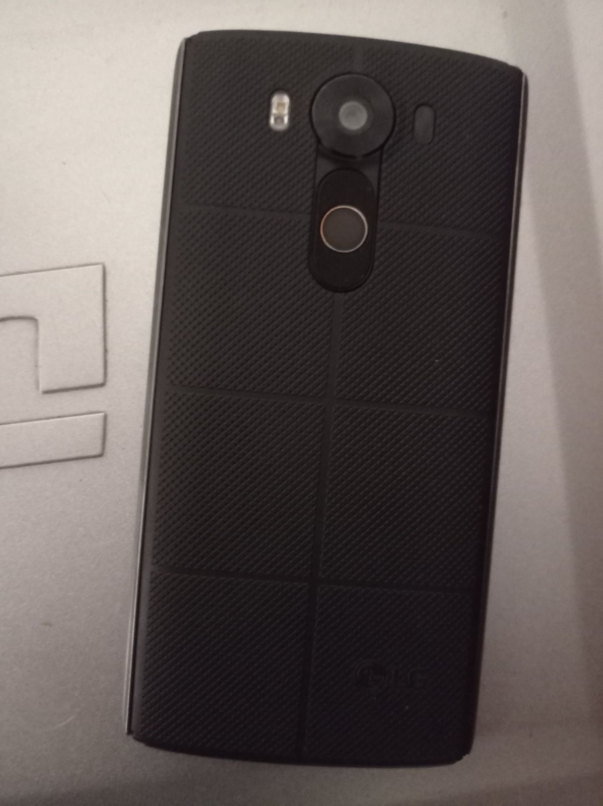 Телефон /смартфон LG V 10