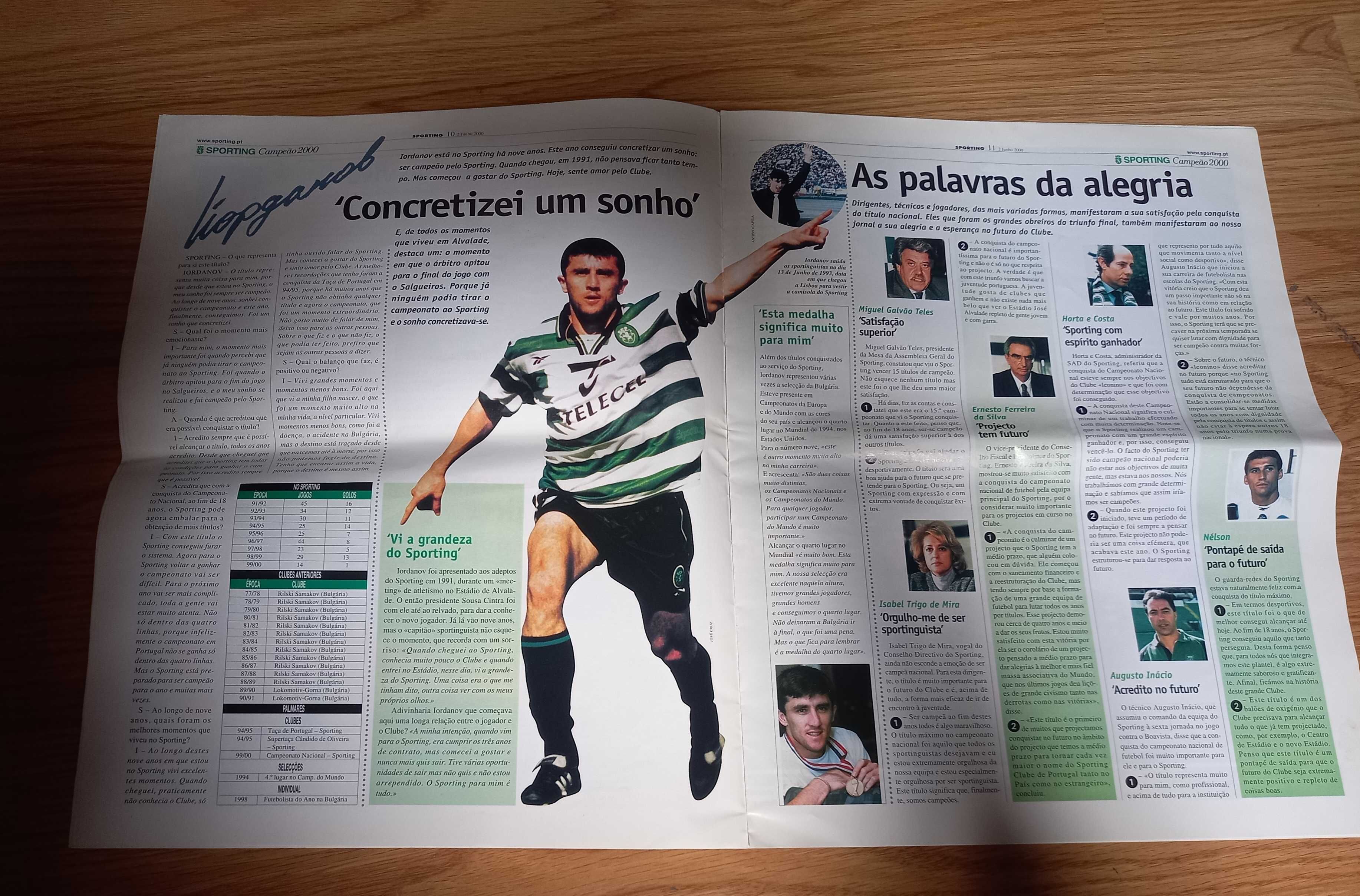 Revista rara da Conquista do campeonato em 2000 Sporting Campeão