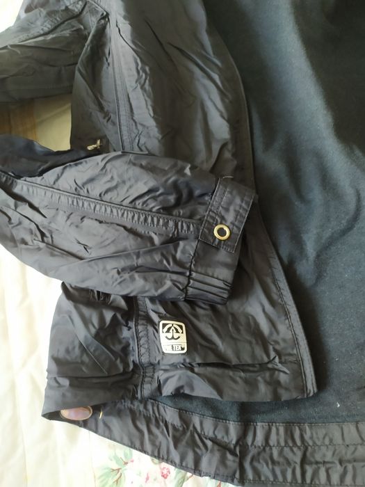 Ветровка куртка курточка