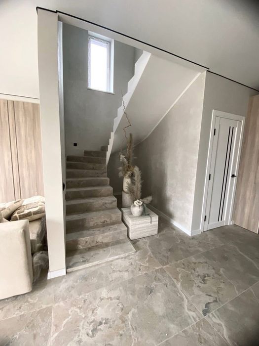 Продається будинок у селі Підгороднє