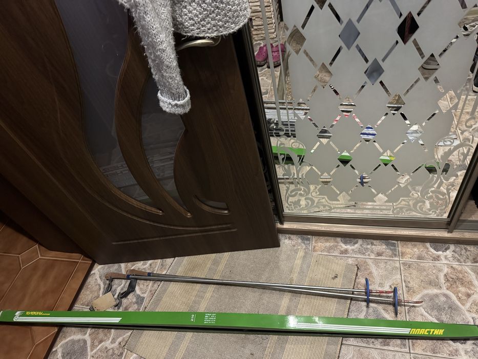 Лижі Телехани з палками 210 см Білорусія