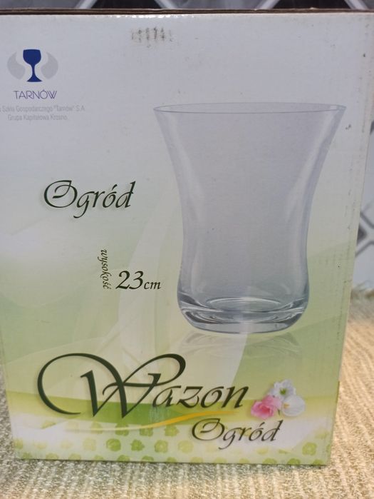 Szklany wazon, szkło do dekoracji, las w słoiku