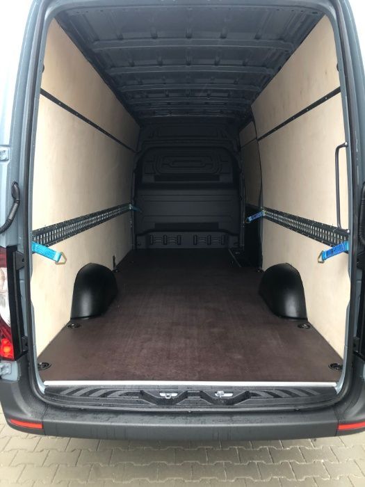 Obicie paki VW Crafter L4H2