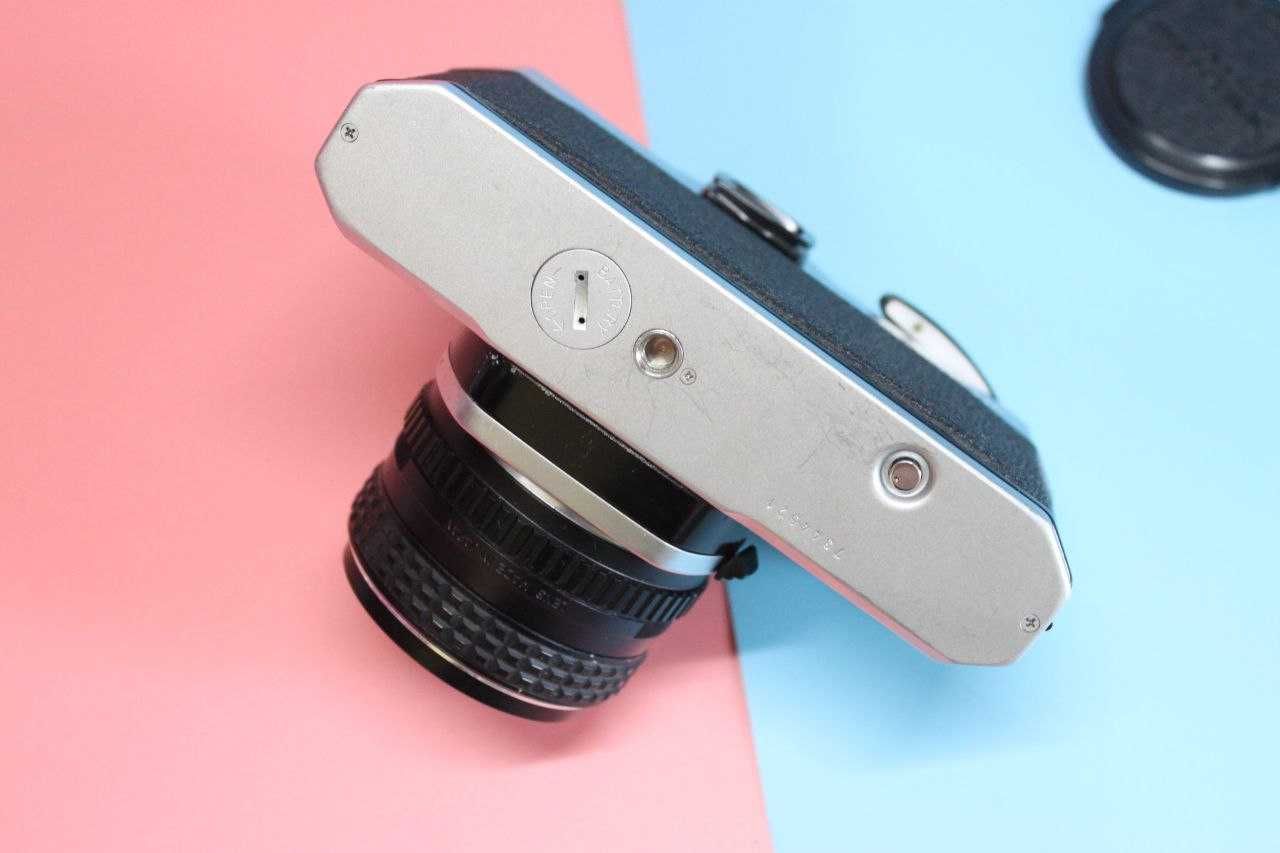 Фотокамера Pentax KM + Обєктив SMC Pentax - M 55mm f/1.8