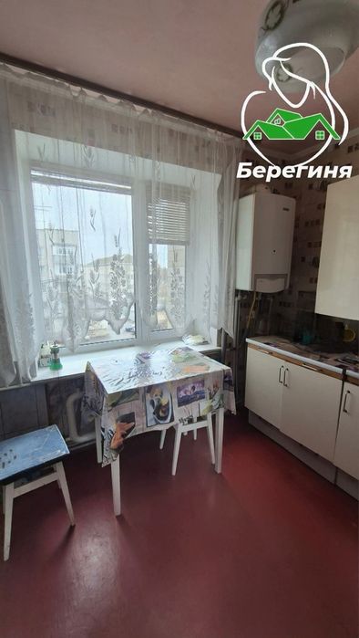 Продається 4 кімнатна квартира в смт Володарка, Білоцерківського р-ну,